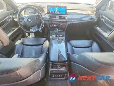 Zdjęcie 8 z 13 samochodu: 2012 BMW 740 I VIN:WBAKA4C51CDS99402 - miniatura