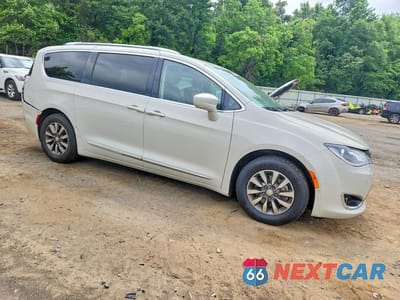 Czwarte zdjęcie samochodu z boku: 2019 CHRYSLER PACIFICA TOURING L PLUS VIN:2C4RC1EG3KR604905 - miniatura