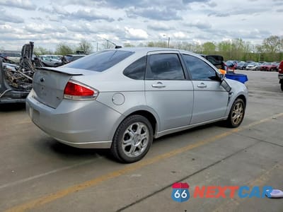 Trzecie zdjęcie samochodu z tyłu: 2008 FORD FOCUS SE VIN:1FAHP35N58W198870 - miniatura