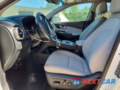 Zdjęcie 7 z 13 samochodu: 2023 HYUNDAI KONA SEL VIN:KM8K33AG8PU190125 - miniatura
