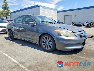 Czwarte zdjęcie samochodu z boku: 2012 HONDA ACCORD EXL VIN:1HGCP2F80CA060491 - miniatura