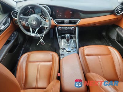 Zdjęcie 8 z 12 samochodu: 2017 ALFA ROMEO GIULIA Q4 VIN:ZARFAEDN6H7550466 - miniatura