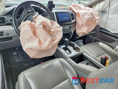 Zdjęcie 8 z 12 samochodu: 2017 HONDA PILOT EXL VIN:5FNYF5H57HB031192 - miniatura
