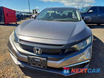 Piąte zdjęcie samochodu w środku: 2021 HONDA CIVIC LX VIN:2HGFC2F60MH556417 - miniatura