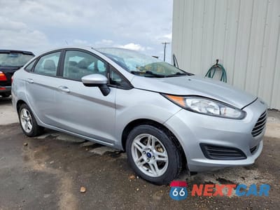 Czwarte zdjęcie samochodu z boku: 2017 FORD FIESTA SE VIN:3FADP4BJ8HM113249 - miniatura