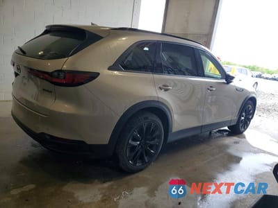 Trzecie zdjęcie samochodu z tyłu: 2026 MAZDA CX-90 PREMIUM SPORT VIN:JM3KKCHD2T1353518 - miniatura