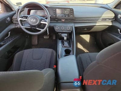 Zdjęcie 8 z 12 samochodu: 2025 HYUNDAI ELANTRA SE VIN:KMHLL4DG5SU941745 - miniatura