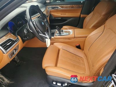 Zdjęcie 7 z 12 samochodu: 2018 BMW 750 XI VIN:WBA7B0C57JG527278 - miniatura