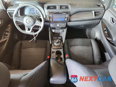 Zdjęcie 8 z 12 samochodu: 2018 NISSAN LEAF SV VIN:1N4AZ1CP3JC308259 - miniatura