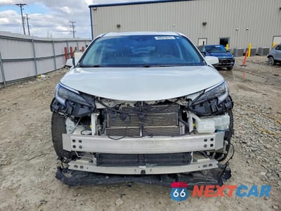 Piąte zdjęcie samochodu w środku: 2023 TOYOTA SIENNA XLE 8-PASSENGER VIN:5TDYRKEC2PS155941 - miniatura