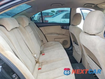 Zdjęcie 10 z 11 samochodu: 2009 KIA OPTIMA LX VIN:KNAGE228795318550 - miniatura