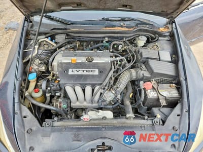 Zdjęcie 11 z 12 samochodu: 2004 HONDA ACCORD LX VIN:3HGCM56324G709399 - miniatura