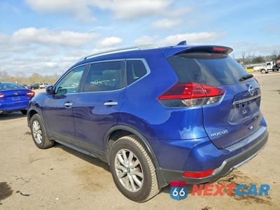 Drugie zdjęcie samochodu z przodu: 2018 NISSAN ROGUE SV VIN:5N1AT2MV5JC720922 - miniatura
