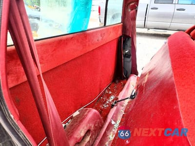 Zdjęcie 10 z 12 samochodu: 1992 CHEVROLET S TRUCK S10 VIN:1GCCS14A5N8113130 - miniatura