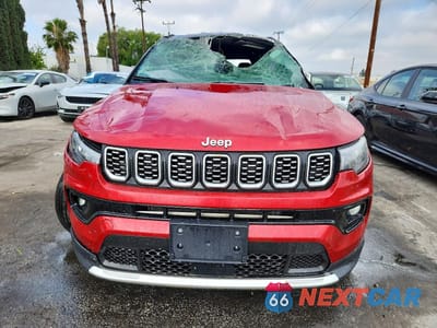 Piąte zdjęcie samochodu w środku: 2025 JEEP COMPASS LIMITED VIN:3C4NJDCN8ST507042 - miniatura