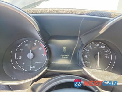 Zdjęcie 9 z 12 samochodu: 2018 ALFA ROMEO GIULIA Q4 VIN:ZARFAEDNXJ7563985 - miniatura