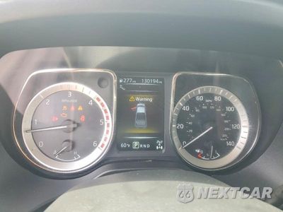 Zdjęcie 9 z 12 samochodu: 2017 NISSAN TITAN XD PLATINUM RESERVE VIN:1N6BA1F40HN548548 - miniatura