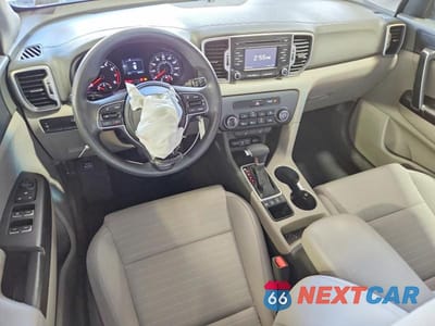 Zdjęcie 8 z 14 samochodu: 2017 KIA SPORTAGE LX VIN:KNDPMCAC7H7188354 - miniatura