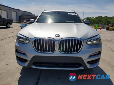Piąte zdjęcie samochodu w środku: 2019 BMW X3 XDRIVE30I VIN:5UXTR9C51KLD91953 - miniatura