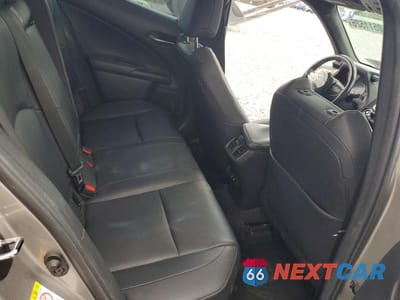 Zdjęcie 11 z 14 samochodu: 2019 LEXUS UX 250H VIN:JTHU9JBH8K2002083 - miniatura