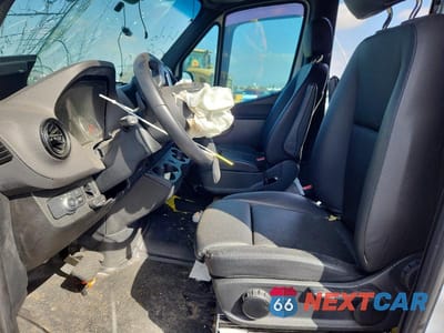 Zdjęcie 7 z 11 samochodu: 2022 MERCEDES-BENZ SPRINTER 907 (VS30) VIN:W1X5ECHYXNT116962 - miniatura