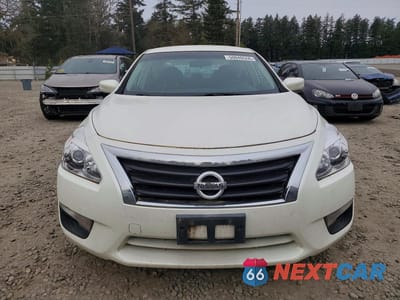 Piąte zdjęcie samochodu w środku: 2013 NISS ALTIMA 2.5 VIN:1N4AL3AP8DN585062 - miniatura