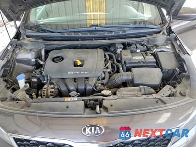 Zdjęcie 11 z 12 samochodu: 2018 KIA FORTE LX VIN:3KPFK4A79JE180420 - miniatura