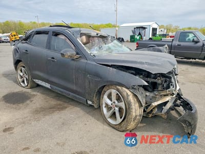 Czwarte zdjęcie samochodu z boku: 2018 JAGUAR F-PACE PREMIUM VIN:SADCJ2GX5JA237012 - miniatura