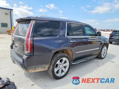 Trzecie zdjęcie samochodu z tyłu: 2017 CADILLAC ESCALADE PREMIUM LUXURY VIN:1GYS4CKJ9HR287747 - miniatura