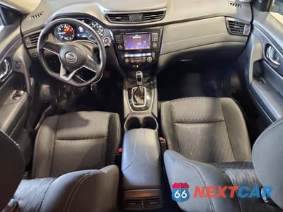 Zdjęcie 8 z 14 samochodu: 2019 NISSAN ROGUE SV VIN:KNMAT2MV0KP557613 - miniatura