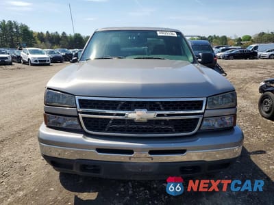 Piąte zdjęcie samochodu w środku: 2006 CHEVROLET SILVERADO K1500 VIN:2GCEK13V261291997 - miniatura