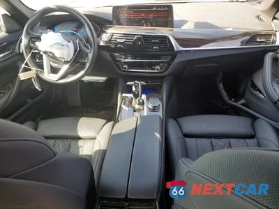 Zdjęcie 8 z 12 samochodu: 2023 BMW 530 XI VIN:WBA13BJ09PWX96631 - miniatura