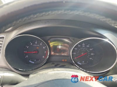 Zdjęcie 9 z 12 samochodu: 2018 KIA SEDONA LX VIN:KNDMB5C1XJ6379813 - miniatura