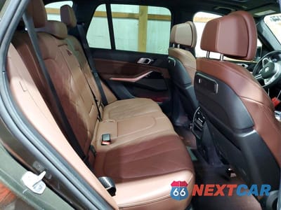 Zdjęcie 11 z 13 samochodu: 2025 BMW X5 M60I VIN:5UX33EU04S9Y01491 - miniatura