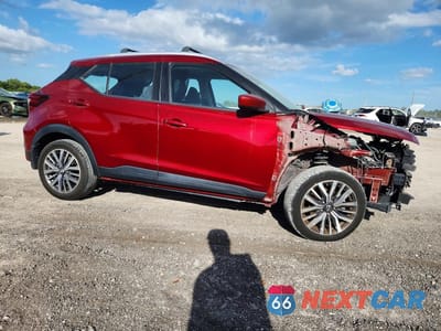 Czwarte zdjęcie samochodu z boku: 2022 NISSAN KICKS SV VIN:3N1CP5CVXNL526033 - miniatura