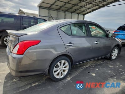 Trzecie zdjęcie samochodu z tyłu: 2017 NISSAN VERSA 1.6 SL VIN:3N1CN7AP5HL821342 - miniatura
