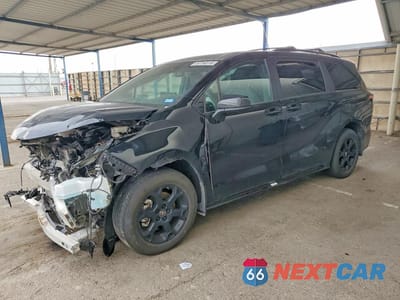 2025 TOYOTA SIENNA WOODLAND EDITION 5TDCSKFC3SS175878 - główne zdjęcie licytacji z USA - miniatura