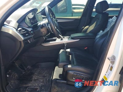 Zdjęcie 7 z 12 samochodu: 2017 BMW X5 XDRIVE35I VIN:5UXKR0C36H0V73189 - miniatura