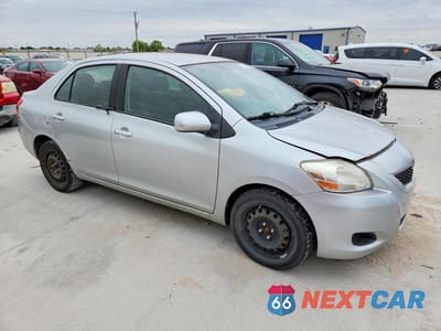 Czwarte zdjęcie samochodu z boku: 2012 TOYOTA YARIS FLEET VIN:JTDBT4K36CL022814 - miniatura