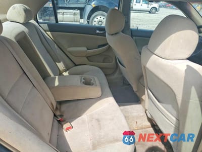 Zdjęcie 10 z 11 samochodu: 2003 HONDA ACCORD LX VIN:1HGCM56473A139339 - miniatura
