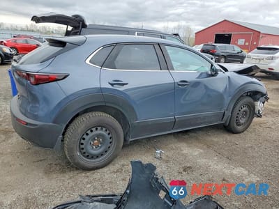 Trzecie zdjęcie samochodu z tyłu: 2021 MAZDA CX-30 PREFERRED VIN:3MVDMBCL0MM260939 - miniatura