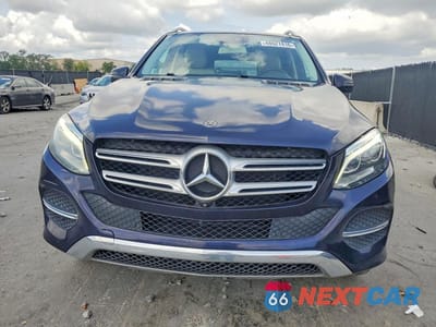 Piąte zdjęcie samochodu w środku: 2018 MERCEDES-BENZ GLE 350 4MATIC VIN:4JGDA5HB9JB075038 - miniatura