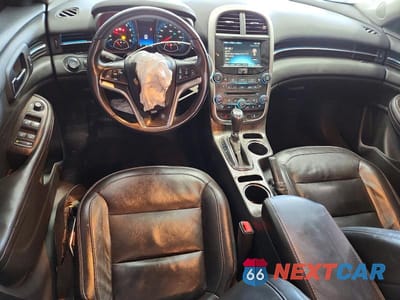Zdjęcie 8 z 13 samochodu: 2015 CHEVROLET MALIBU LTZ VIN:1G11F5SL1FF324712 - miniatura