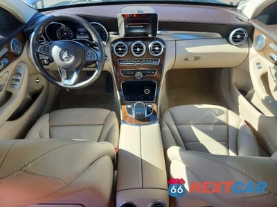 Zdjęcie 8 z 12 samochodu: 2015 MERCEDES-BENZ C 300 4MATIC VIN:55SWF4KB7FU006255 - miniatura