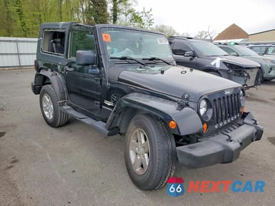 Czwarte zdjęcie samochodu z boku: 2007 JEEP WRANGLER SAHARA VIN:1J4FA54137L132308 - miniatura