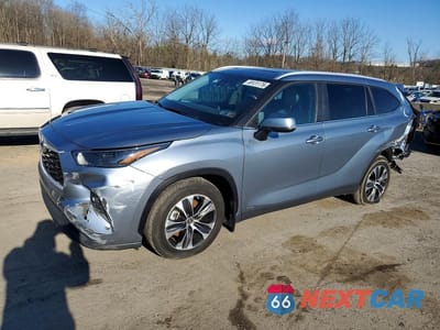2023 TOYOTA HIGHLANDER HYBRID XLE 5TDKBRCH3PS119452 - główne zdjęcie licytacji z USA - miniatura