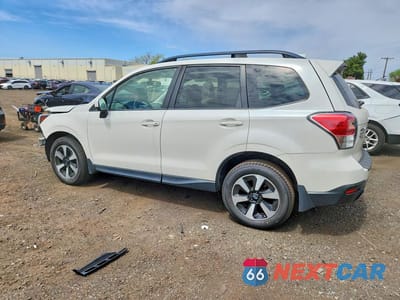 Drugie zdjęcie samochodu z przodu: 2017 SUBARU FORESTER 2.5I PREMIUM VIN:JF2SJAEC3HH550595 - miniatura