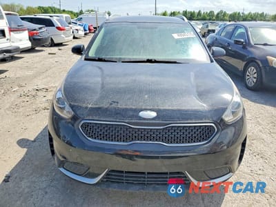 Piąte zdjęcie samochodu w środku: 2019 KIA NIRO LX VIN:KNDCB3LC7K5245558 - miniatura