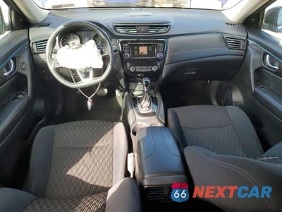 Zdjęcie 8 z 13 samochodu: 2018 NISSAN ROGUE SV VIN:5N1AT2MV5JC720922 - miniatura
