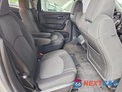 Zdjęcie 11 z 13 samochodu: 2017 CHEVROLET TRAVERSE LT VIN:1GNKRGKD9HJ327095 - miniatura